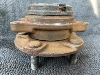 Запчасть подшипник ступицы передний NISSAN FUGA
