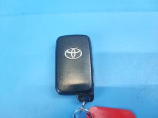 Смарт ключ (чип ключ) TOYOTA Prius Alpha