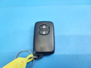 Смарт ключ (чип ключ) COROLLA AXIO NZE164 1NZFE