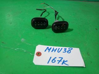 Повторитель TOYOTA HARRIER MHU38 1 ракурс
