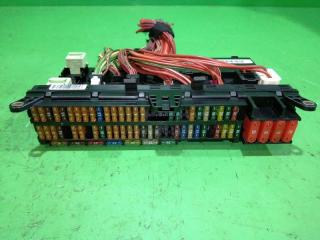 Коробка предохранителей BMW X5 E53 N62B44A 518877006 2 ракурс