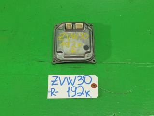 Блок ксенона правый TOYOTA PRIUS ZVW30 85967-47010 1 ракурс