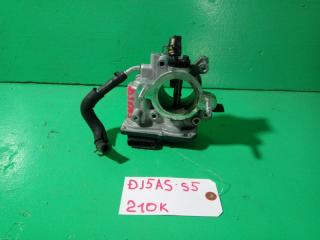 Дроссельная заслонка MAZDA DEMIO DJ5AS S5 S550136B0 1 ракурс