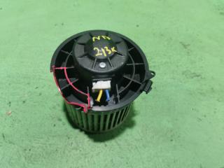 Мотор печки NISSAN LATIO N17 1 ракурс Мотор печки NISSAN LATIO N17 1 ракурс