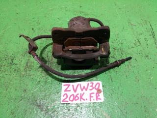 Суппорт правый передний TOYOTA PRIUS ZVW30 47730-47060 1 ракурс