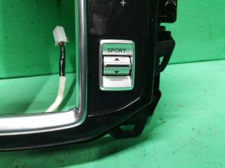 Консоль кпп MAZDA CX-5 KFEP 2 ракурс Консоль кпп MAZDA CX-5 KFEP 2 ракурс