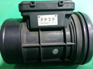Датчик потока воздуха MAZDA CAPELLA GWEW E5T52071 2 ракурс