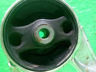 Подушка кпп задняя MITSUBISHI AIRTREK CU5W 4G69 2 ракурс