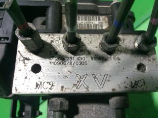 Блок abs TOYOTA AVENSIS ZRT272 44540-05100 2 ракурс