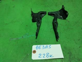 Петля капота MAZDA DEMIO DE3AS 1 ракурс