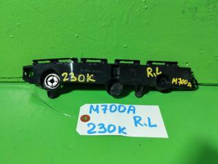 Крепление бампера левое заднее TOYOTA PASSO M700A 52156-B1070 1 ракурс