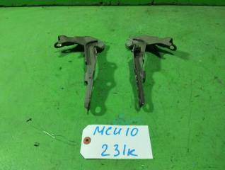 Петля капота TOYOTA HARRIER MCU10 53420-48020 1 ракурс