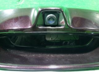 Ручка задней двери NISSAN LEAF AZE0 90606-3NC1A 2 ракурс Ручка задней двери NISSAN LEAF AZE0 90606-3NC1A 2 ракурс