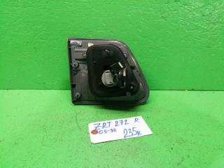 Вставка между стопов правая TOYOTA AVENSIS ZRT272 81580-05150, 05-32 2 ракурс