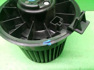 Мотор печки NISSAN LEAF AZE0 27226-1KL0A 2 ракурс