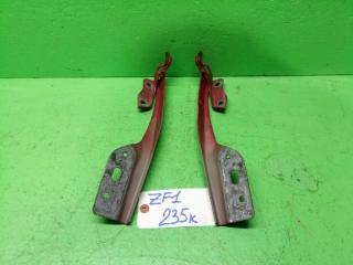 Петля капота HONDA CR-Z ZF1 1 ракурс