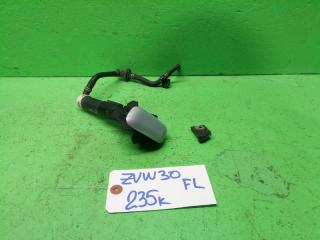 Форсунка омывателя левая передняя TOYOTA PRIUS ZVW30 85208-47010 1 ракурс