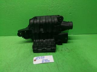 Корпус воздушного фильтра NISSAN SKYLINE ZV37 A2740900401 2 ракурс