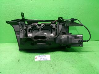 Лючок NISSAN LEAF AZE0 65730-3NA1A 3 ракурс