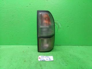 Стоп-сигнал правый TOYOTA PRADO KZJ95 81551-60490, 60-88 1 ракурс