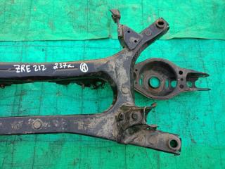 Балка подвески задняя TOYOTA COROLLA ZRE212 3 ракурс