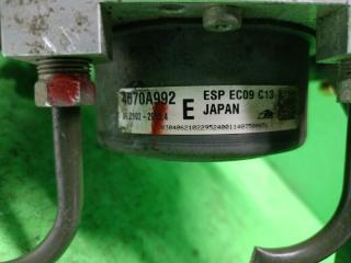 Блок abs MITSUBISHI OUTLANDER GG2W 4670A992 4 ракурс