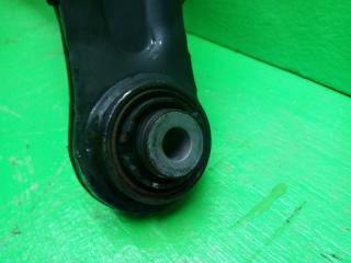 Рычаг правый задний HONDA JADE FR4 3 ракурс