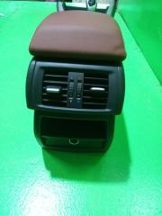Бардачок между сиденьями BMW X3 F25 1 ракурс