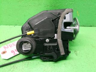 Замок двери правый задний TOYOTA FIELDER NRE161 69050-12420 3 ракурс