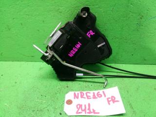 Замок двери правый передний TOYOTA FIELDER NRE161 69030-42210 2 ракурс