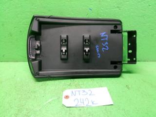 Подлокотник NISSAN XTRAIL NT32 3 ракурс
