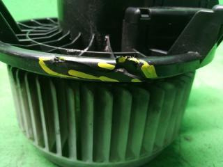 Мотор печки TOYOTA COROLLA FIELDER NZE144 87103-12060 3 ракурс