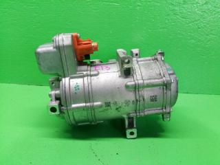 Компрессор кондиционера NISSAN NOTE E13 YEP0FX1H854 3 ракурс