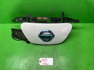 Лючок бензобака NISSAN LEAF AZE0 65730-3NA1A 2 ракурс