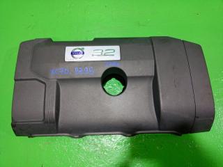 Пластиковая крышка на двс VOLVO XC70 BZ95 B6324S 31216502 1 ракурс Пластиковая крышка на двс VOLVO XC70 BZ95 B6324S 31216502 1 ракурс