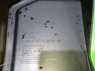 Пластиковая крышка на двс VOLVO XC70 BZ95 B6324S 31216502 3 ракурс
