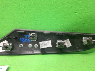 Накладка на торпеду AUDI A6 4G2 4G1853189 3 ракурс