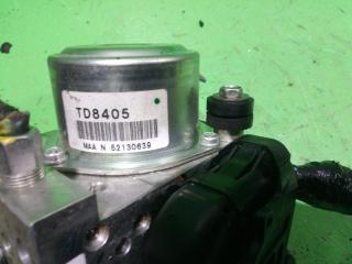 Блок abs NISSAN SKYLINE HNV37 TD8405 3 ракурс