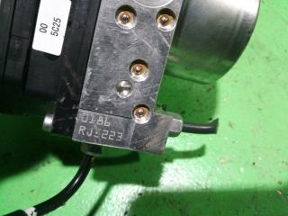 Блок abs NISSAN SKYLINE HNV37 TD8405 5 ракурс