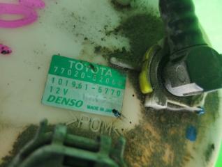 Бензонасос TOYOTA PORTE NNP15 77020-52060 2 ракурс