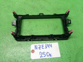 Консоль магнитофона TOYOTA COROLLA FIELDER NZE144 2 ракурс