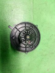 Мотор печки SUZUKI EVERY DA32W 2 ракурс Мотор печки SUZUKI EVERY DA32W 2 ракурс