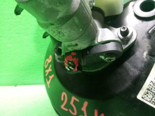 Главный тормозной цилиндр AUDI A1 8X1 6R2614105 2 ракурс