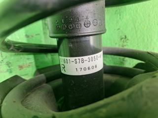 Стойка правая передняя HONDA STREAM RN4 51601-S7B-3050 2 ракурс