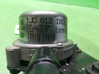 Насос AUDI A1 8X1 CAX 1J0612181 4 ракурс