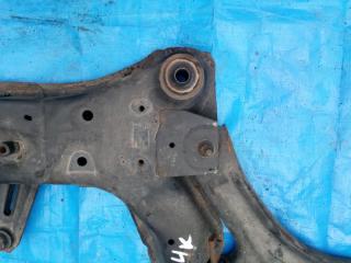 Балка под двс передняя NISSAN XTRAIL NT31 2 ракурс