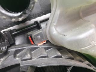 Радиатор основной MAZDA AXELA BM5FP P5 3 ракурс