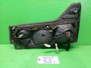 Вставка между стопов левая TOYOTA ALPHARD MNH15 58-19 2 ракурс