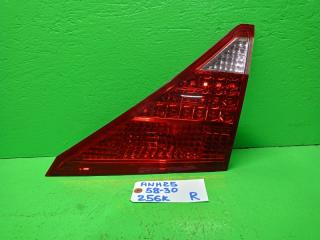 Вставка между стопов правая TOYOTA ALPHARD ANH25 58-30 1 ракурс