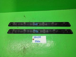 Накладка на порог передняя TOYOTA MARK X GRX133 2 ракурс